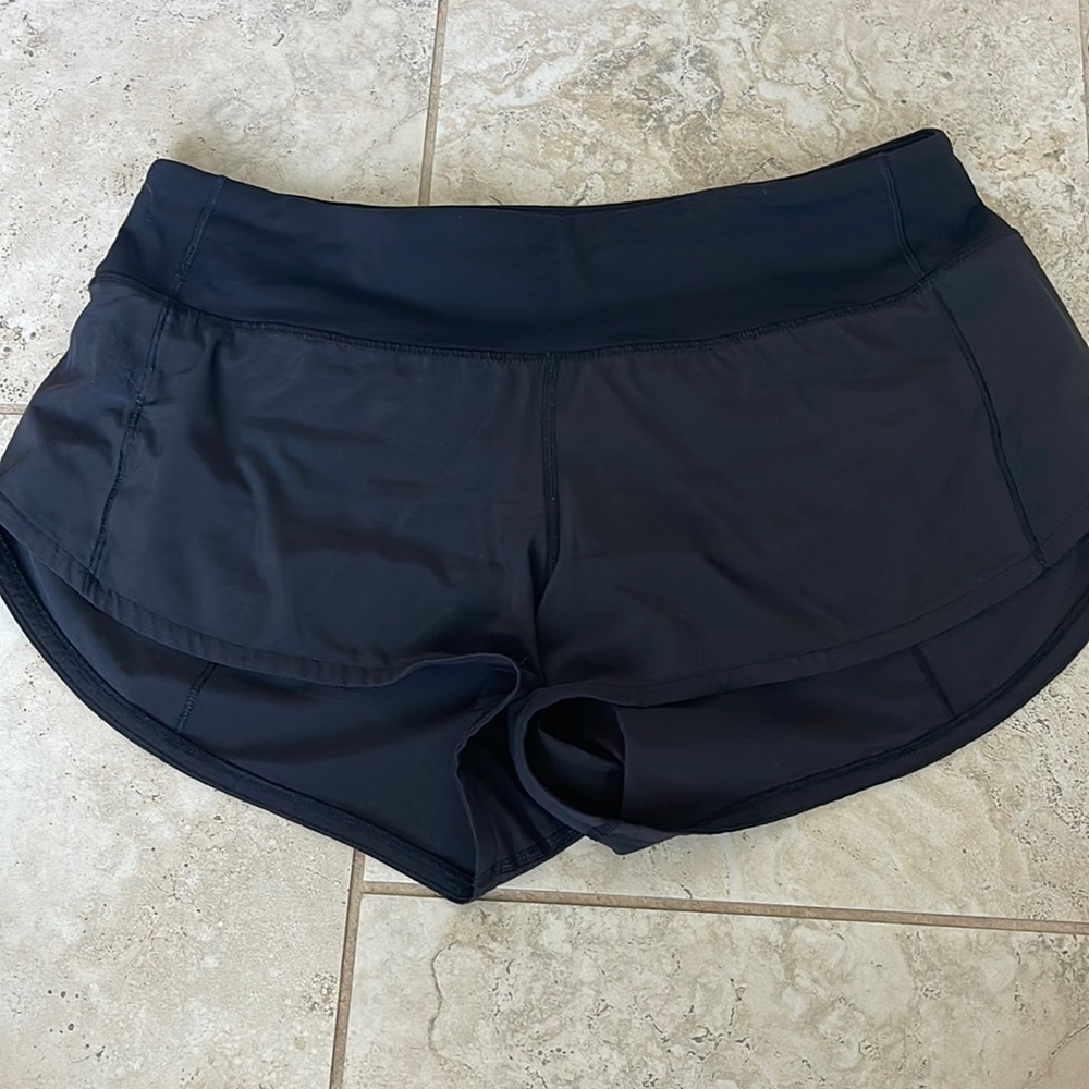 Lululemon speed up short 2.5 in inseam Midrise